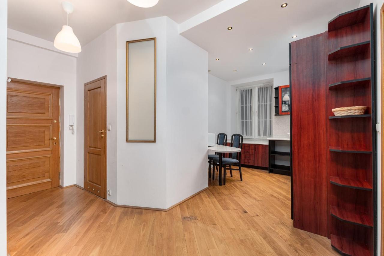 Krakowskie Przedmiescie 69 By Homeprime Warsaw Exterior photo
