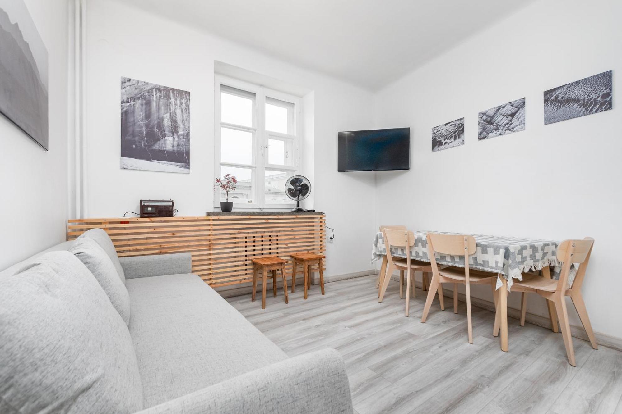 Krakowskie Przedmiescie 69 By Homeprime Warsaw Exterior photo